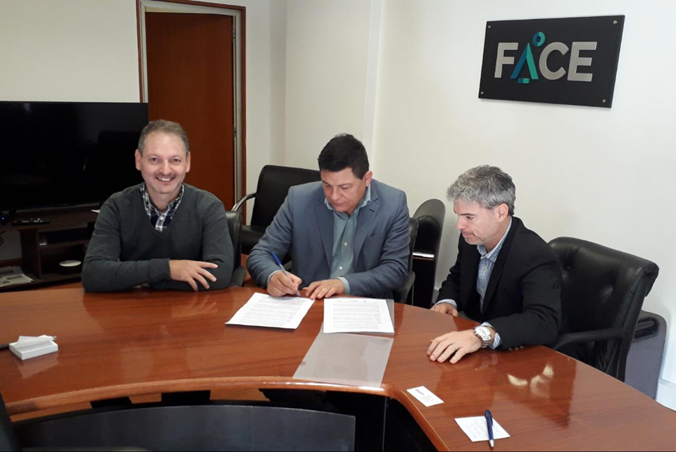 Convenio con Elecond