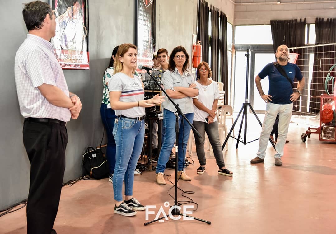 Armstrong: encuentro nacional juvenil 