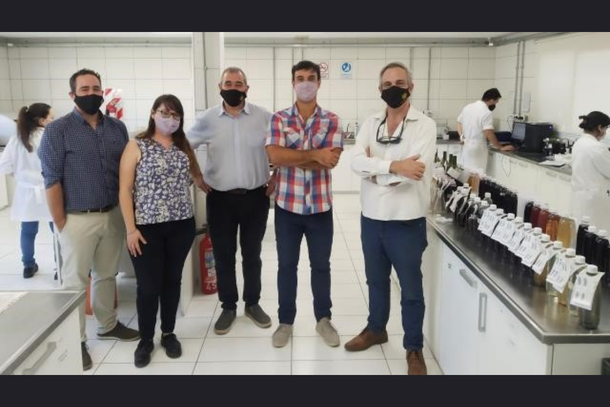 El presidente del INAES recorrió el sector cooperativo de Mendoza 